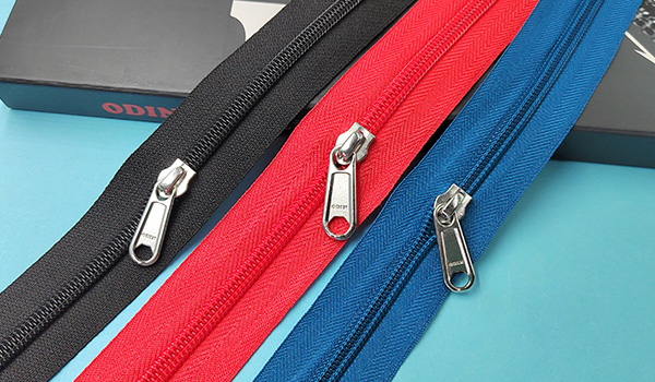 箱包拉链